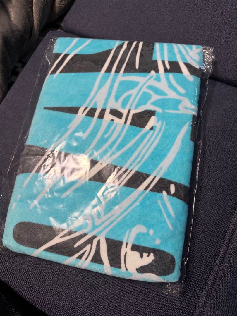 YOASOBI Beach Towel ビーチタオル 青