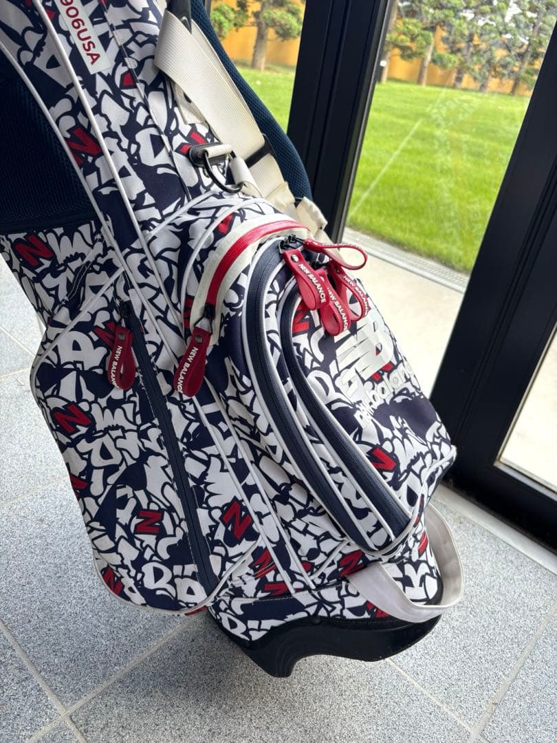 New Balance スタンド式キャディーバッグ