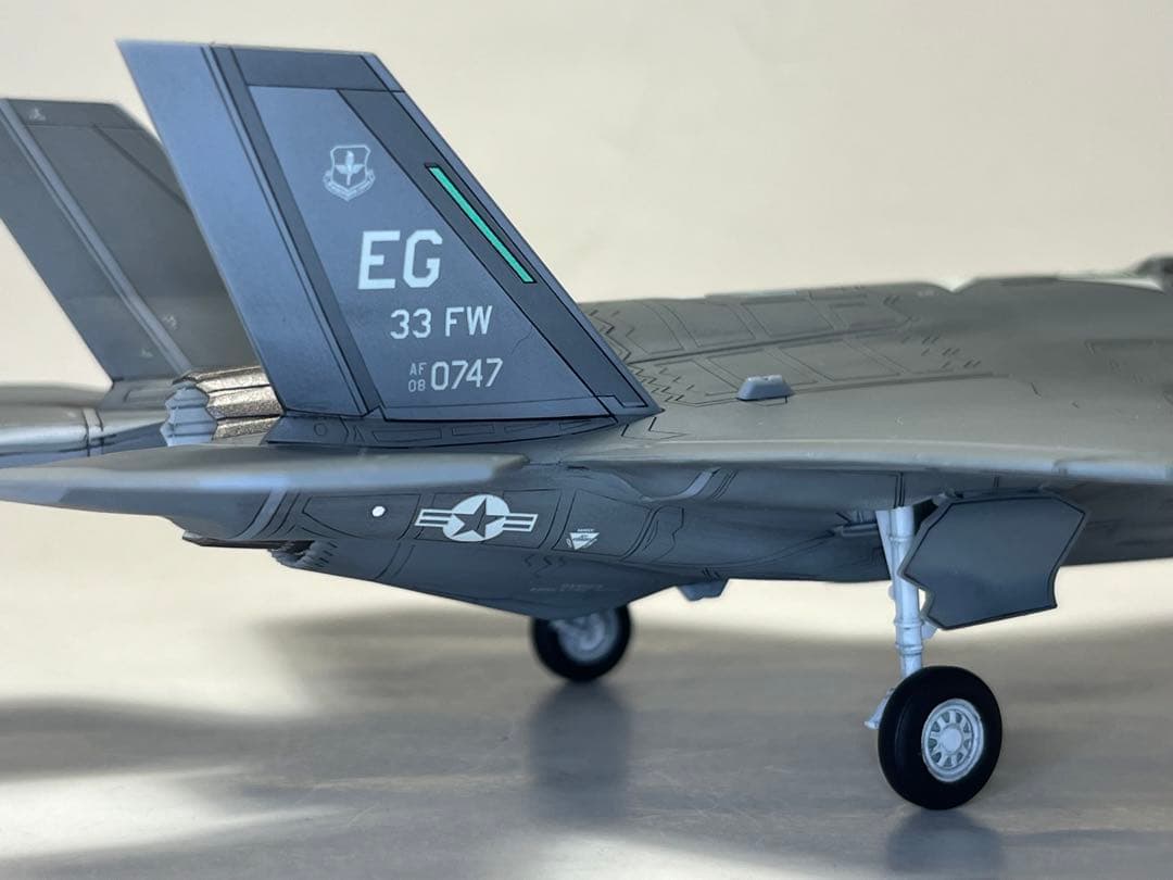 ハセガワ　1/72 F-35A USAF （完成品）