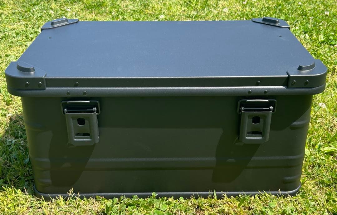 マットブラック スタッキング アルミコンテナボックス 50l コンテナボックス