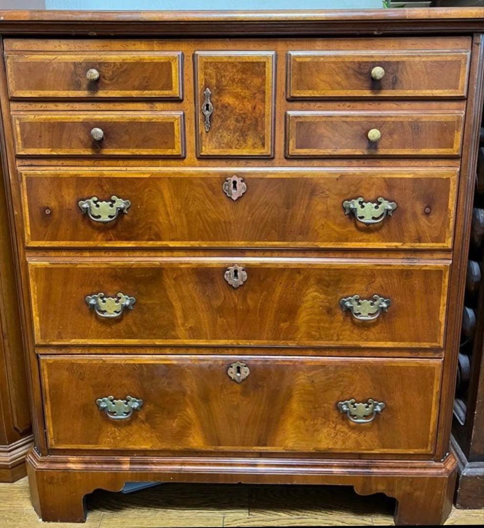 英国アンティーク　木製チェスト