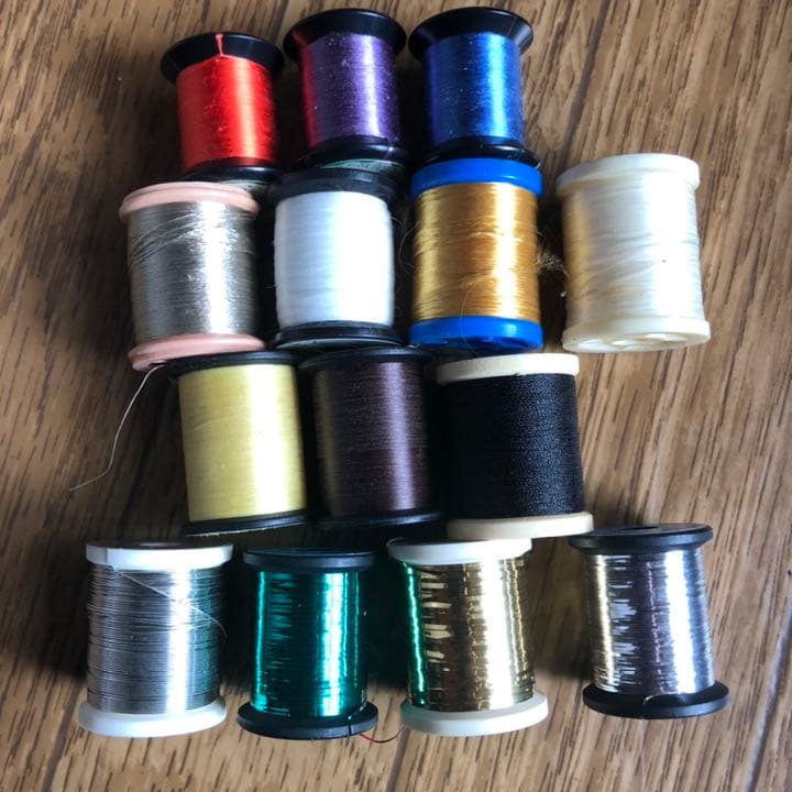 『匿名配送』フライフィッシングマテリアル大量