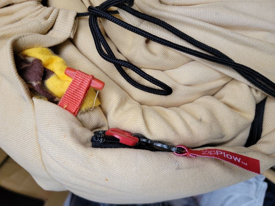 コールマン 寝袋 スリーピングバッグ C5 カラシ