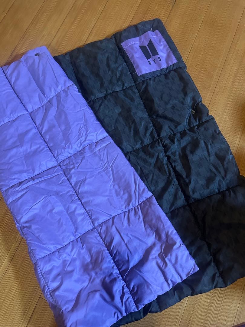 BTS キルティングブランケット 収納袋付き