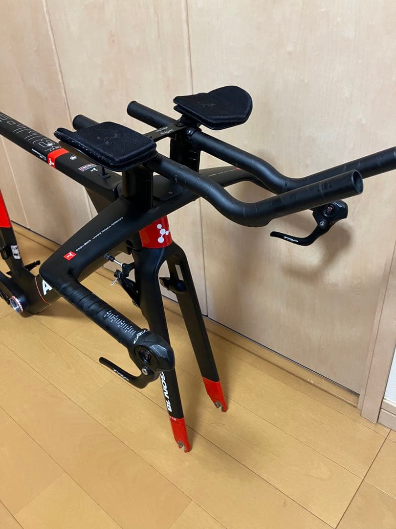 ARGON18 E-118 TTバイク フルカーボンフレーム（リムブレーキ）