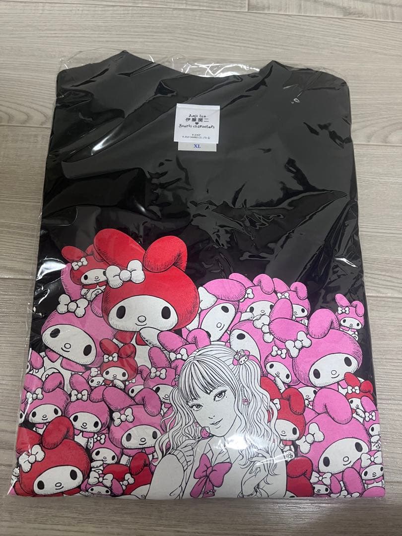 伊藤潤二×サンリオキャラクターズ　ギャル富江シリーズ　Tシャツ　XL 新品未使用
