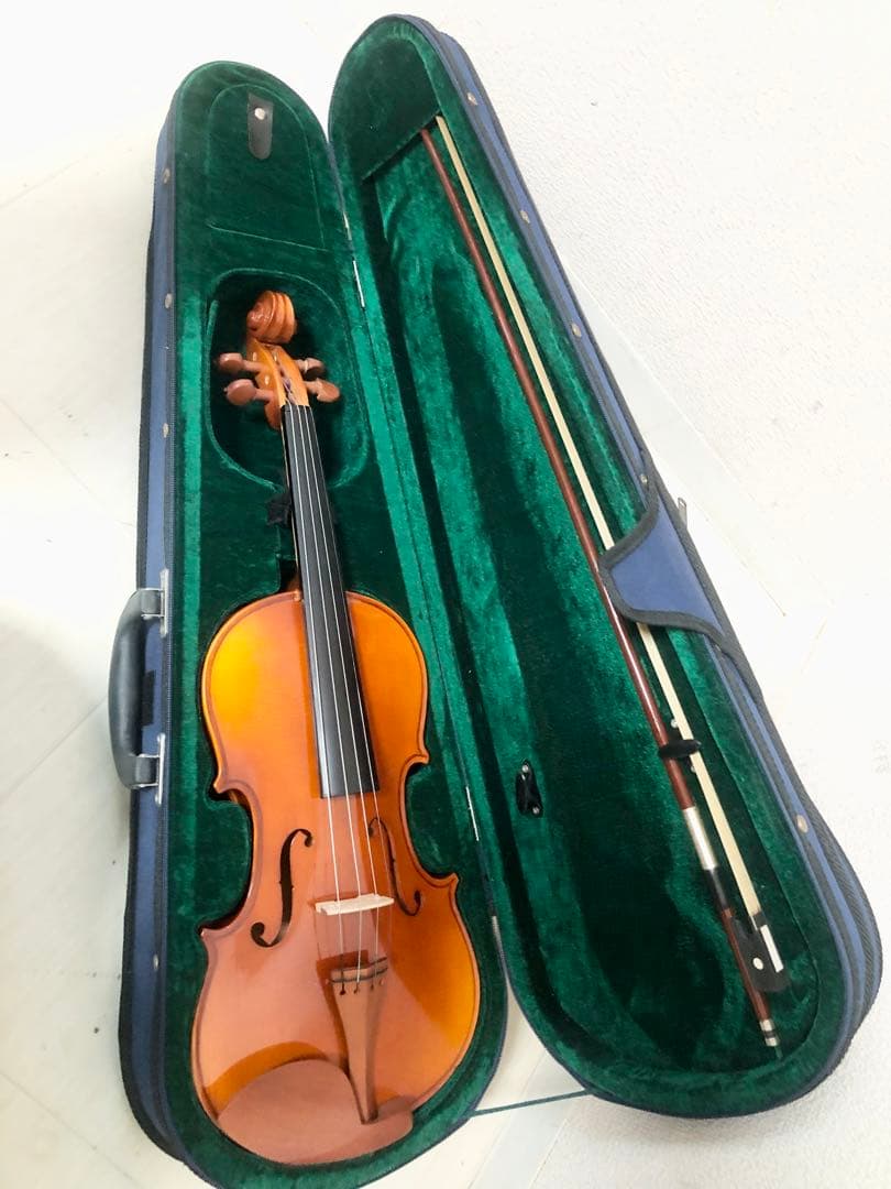 美品　ノーブランド　バイオリン　4/4サイズ　ケース付￼