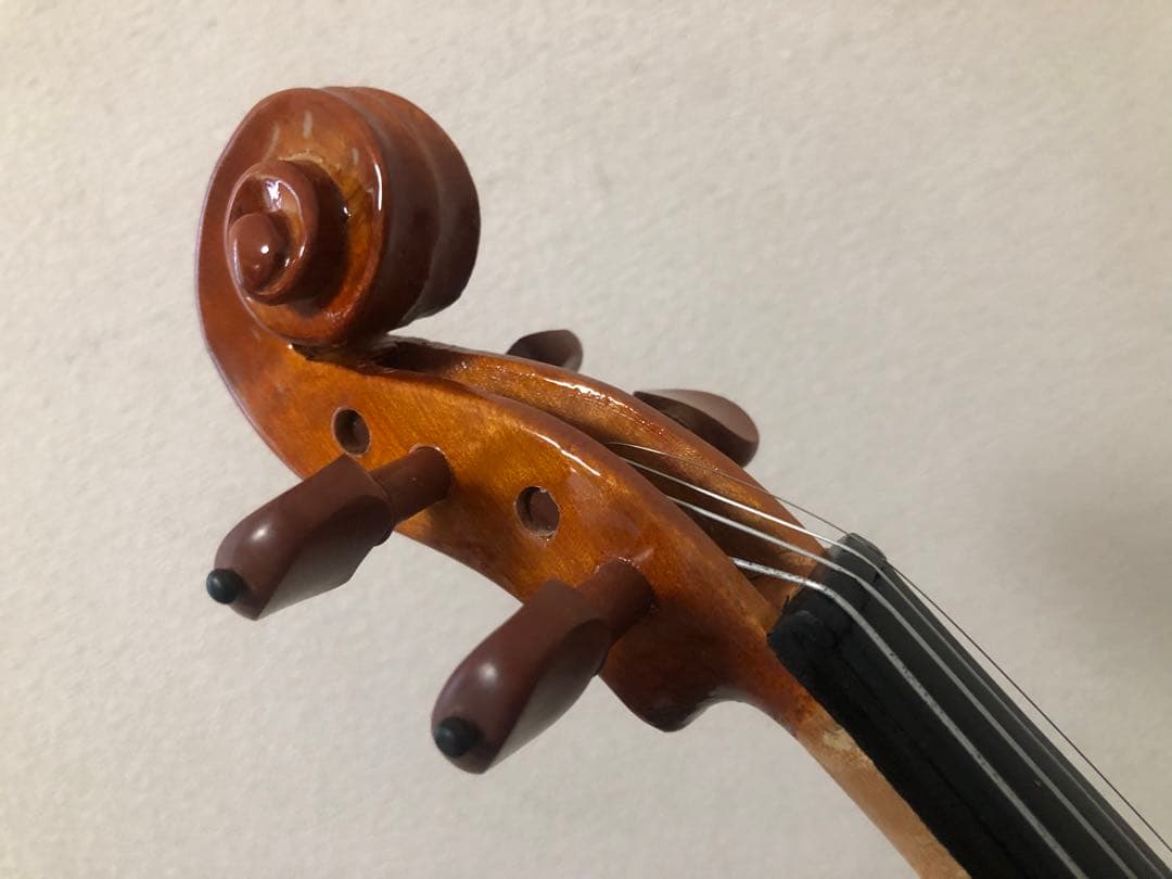 美品　ノーブランド　バイオリン　4/4サイズ　ケース付￼