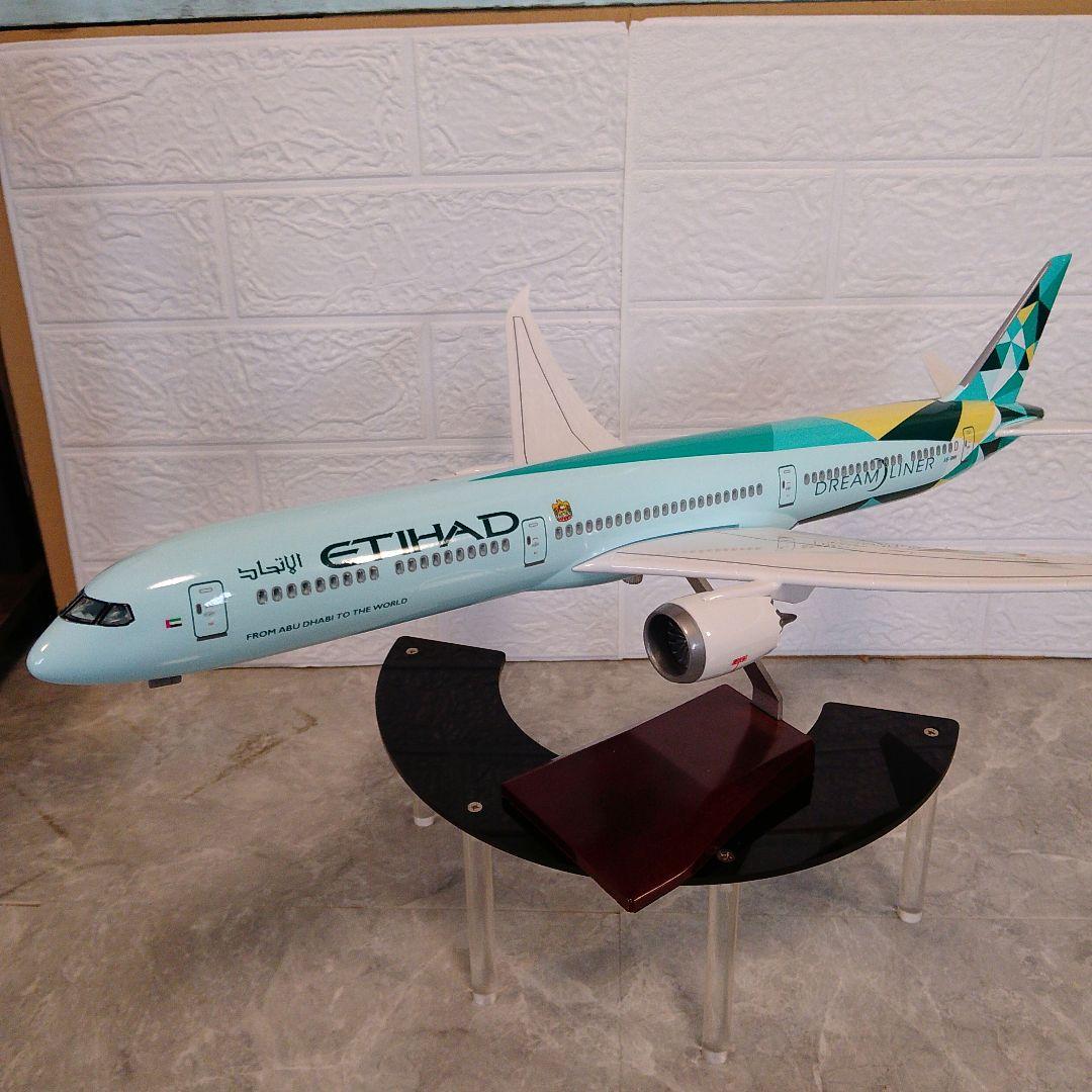 ●新型…エティハド航空／Boeing Dream Liner 1/150