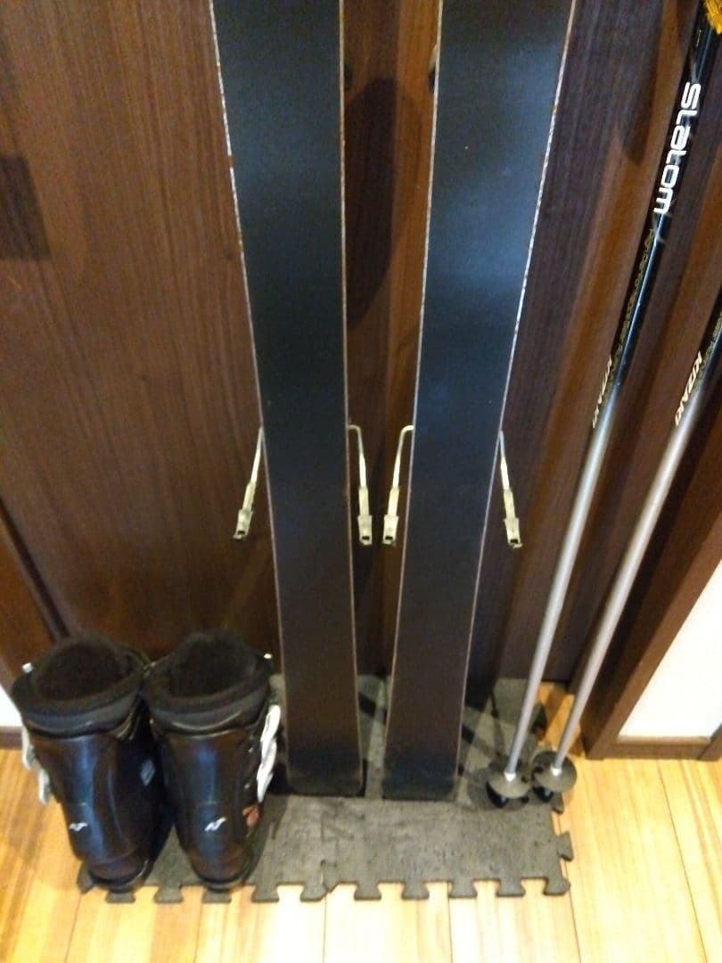 ハイエンド DYNASTAR 学生・男女兼用 スキーセット メンテ・WAX済み✔