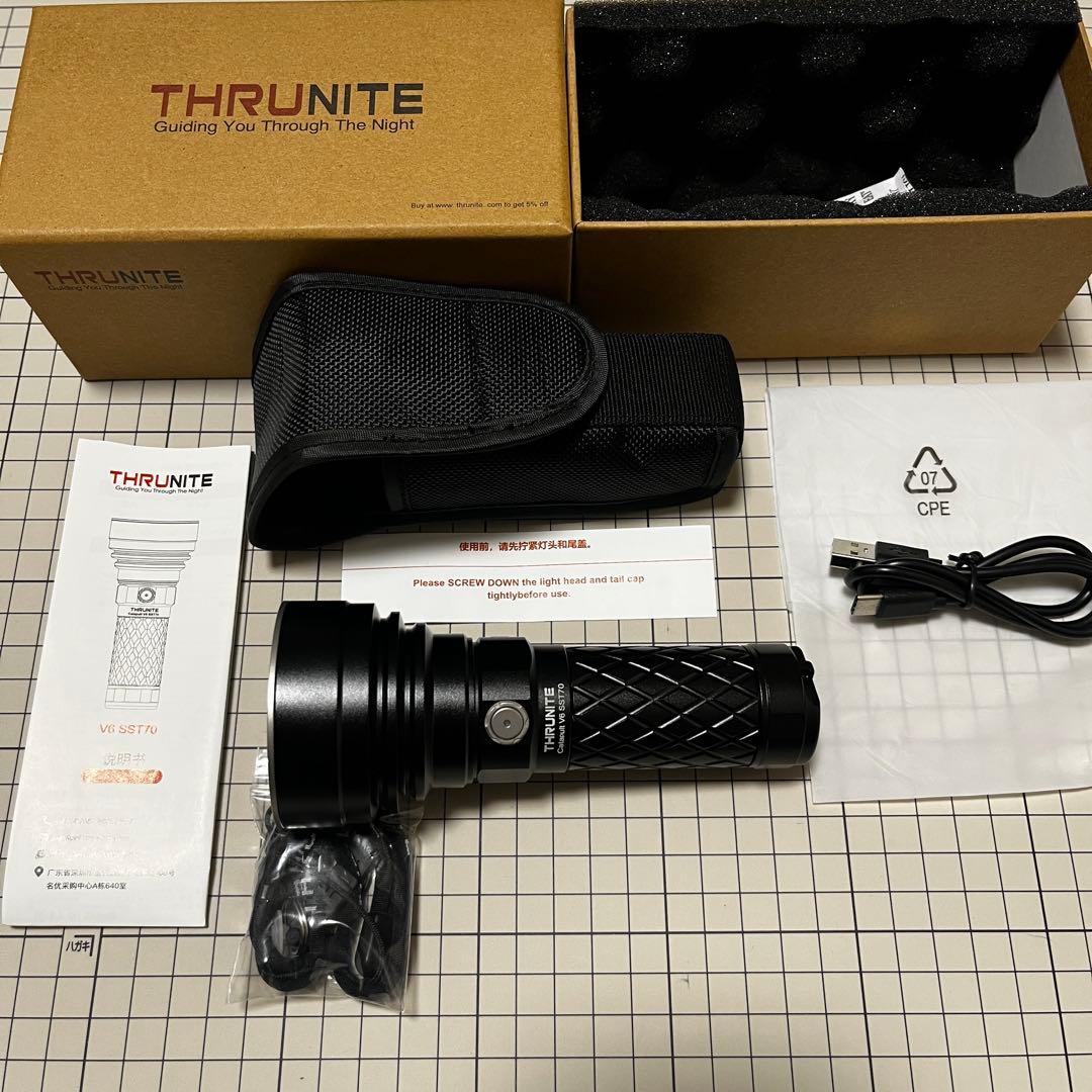 ⭐️超美品⭐️ThruNite Catapult V6 (バージョンアップ)懐中電灯