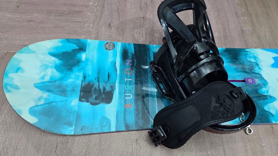 ​【BURTONセット】FEATHER 144cm ＆ ブーツ25cm