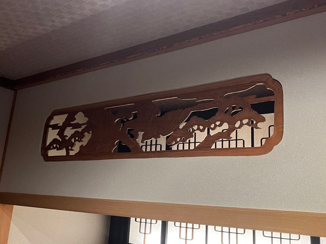 超絶希少★良品 アンティーク建具 木彫りの両面彫刻 欄間（らんま）松に鷹 1枚