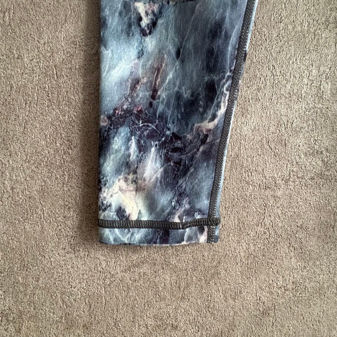 【極美品】AUMNIEアムニー トップス レギンス 上下セットブルー