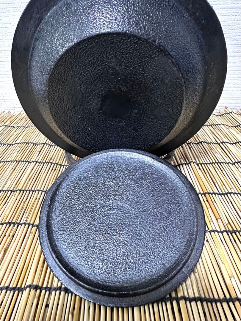 未使用品　成龍堂鋳造所 伝統工芸士 及川　齋（齋峰)造万代屋アラレ3升　南部鉄瓶