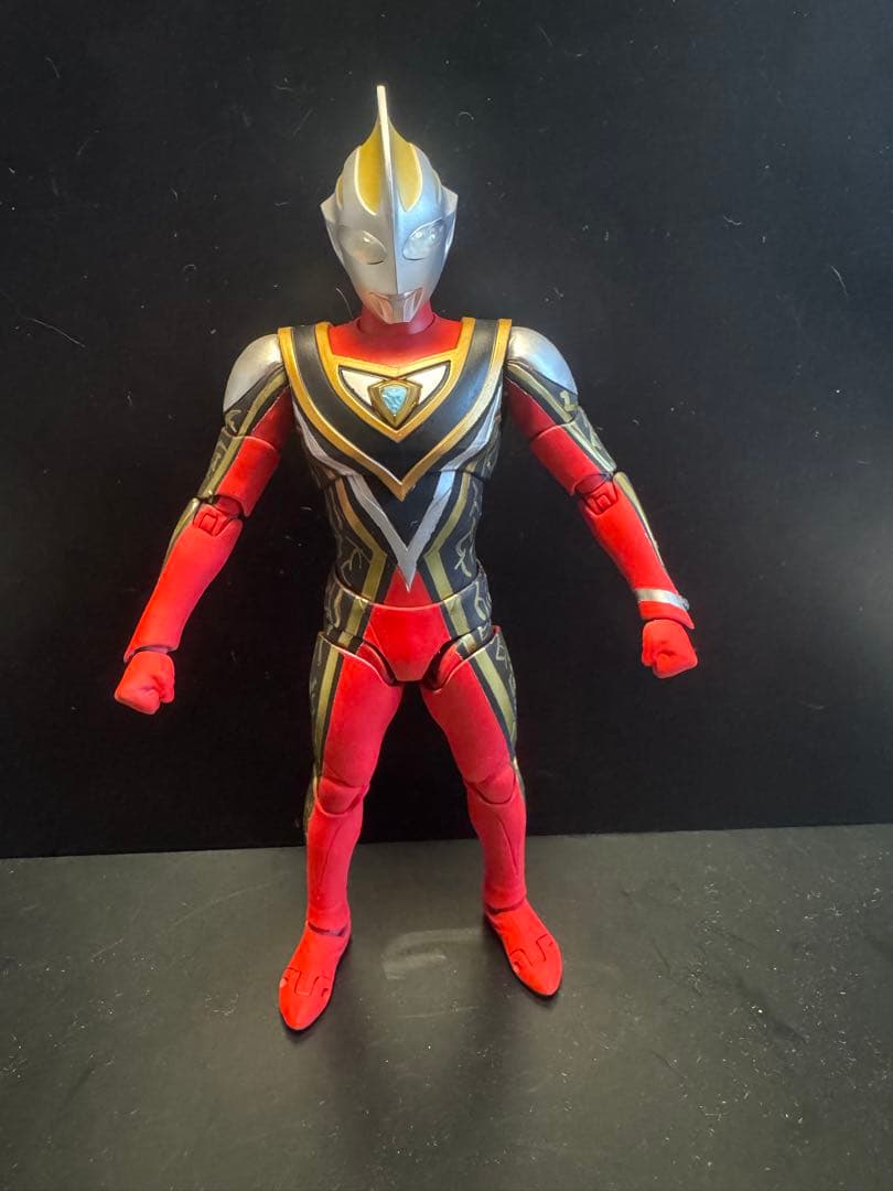 ウルトラマンガイア　V3 リペイント