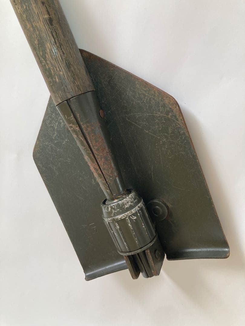 【米軍放出品】折りたたみ式シャベル1953年製