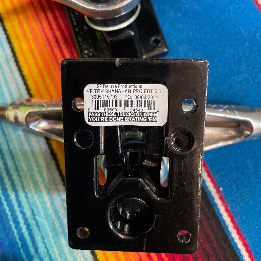 ベンチャー　スケートボード トラック シルバー 5.6