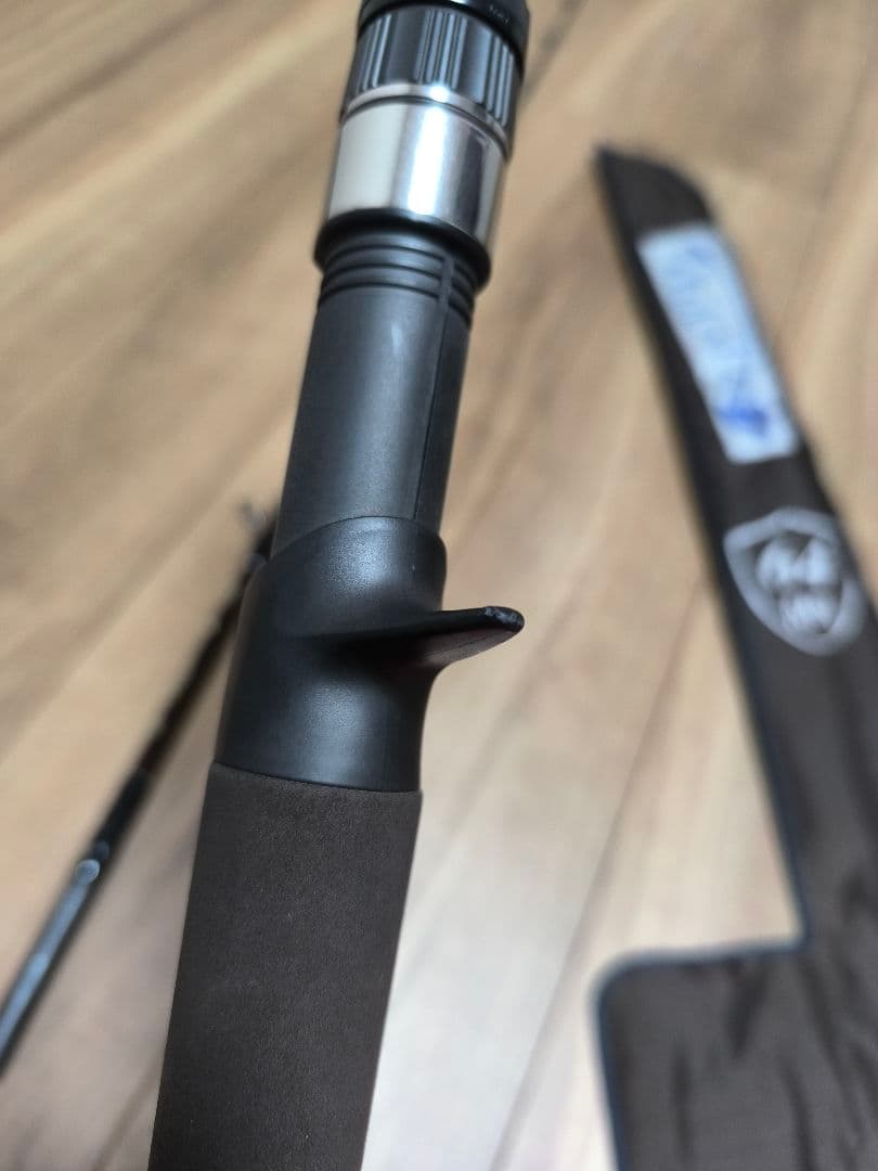 【美品】ツララ ボンバダアグア ミヌアノ64