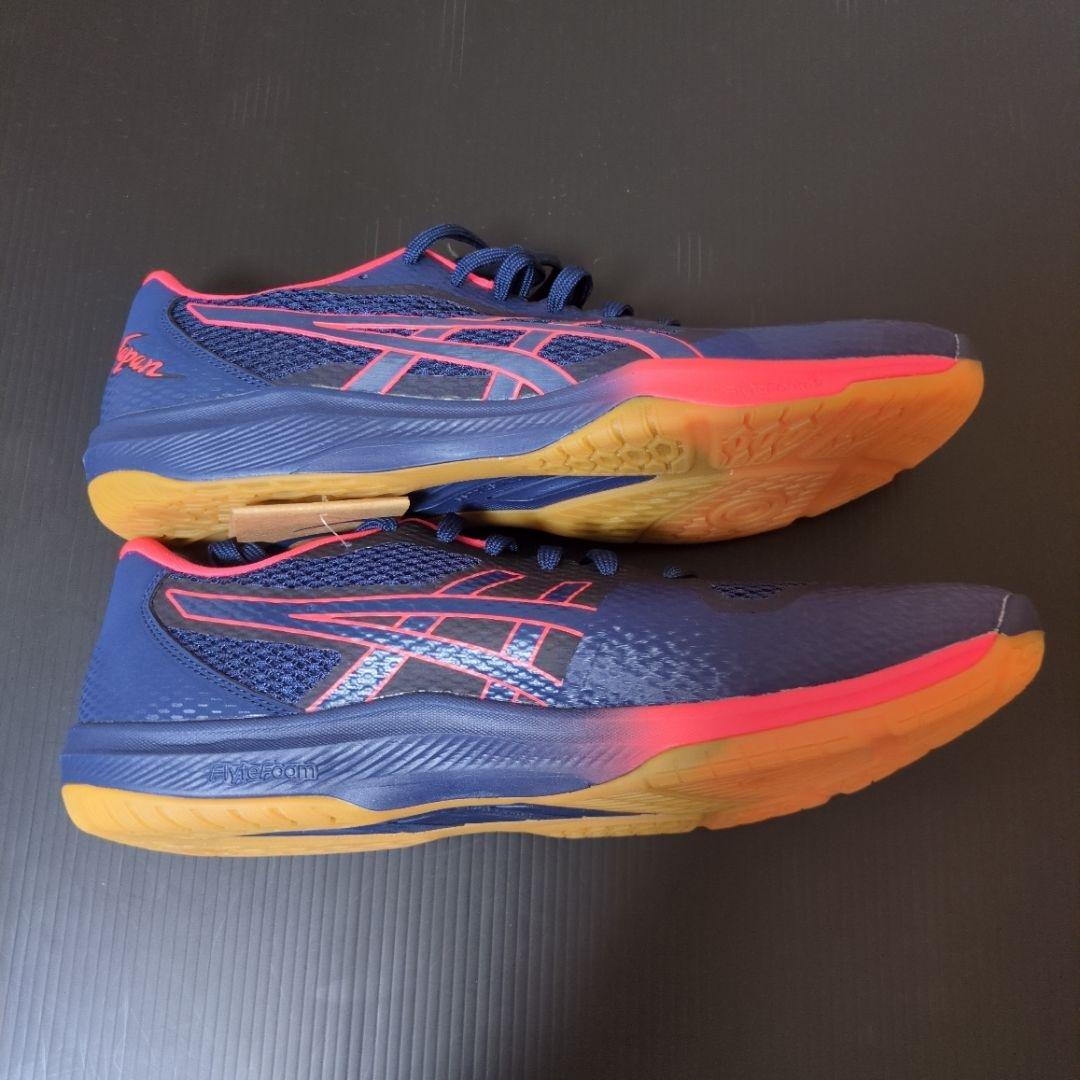 未使用　アシックス　ローテジャパンライトFF2　バレーボールシューズ 30.0