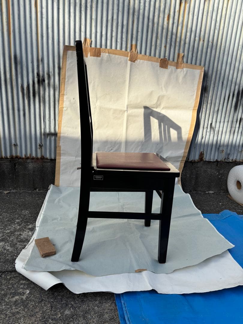 YAMAHA 背もたれ付ピアノ椅子　足部フェルト付き　座面新品比較的きれい