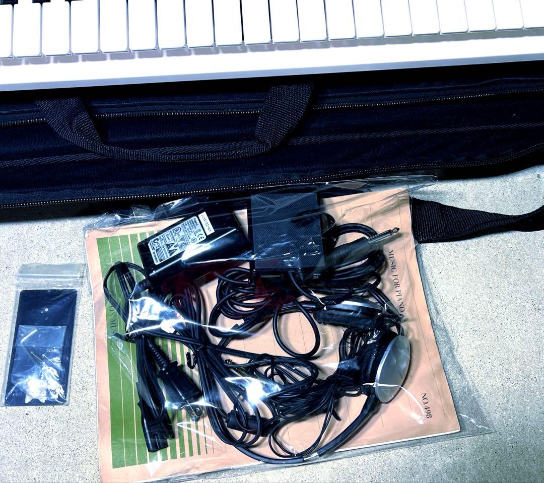 【美品】Roland 61鍵 シンセサイザー JUNO-DI-WH ホワイト