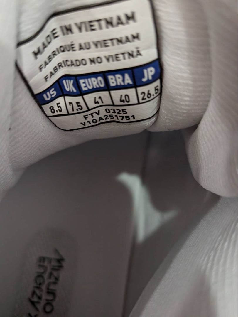 【新品】バレーボールシューズ ホワイト メッシュ