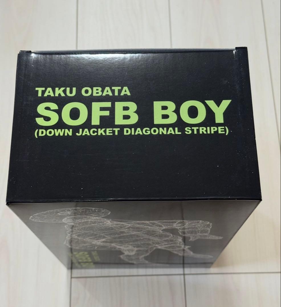【箱あり】　小畑多丘 TAKU OBATA SOFB-BOY 蓄光ソフビ