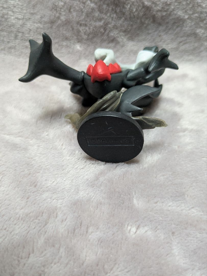 海洋堂 予約特典限定 ダークライ フィギュア