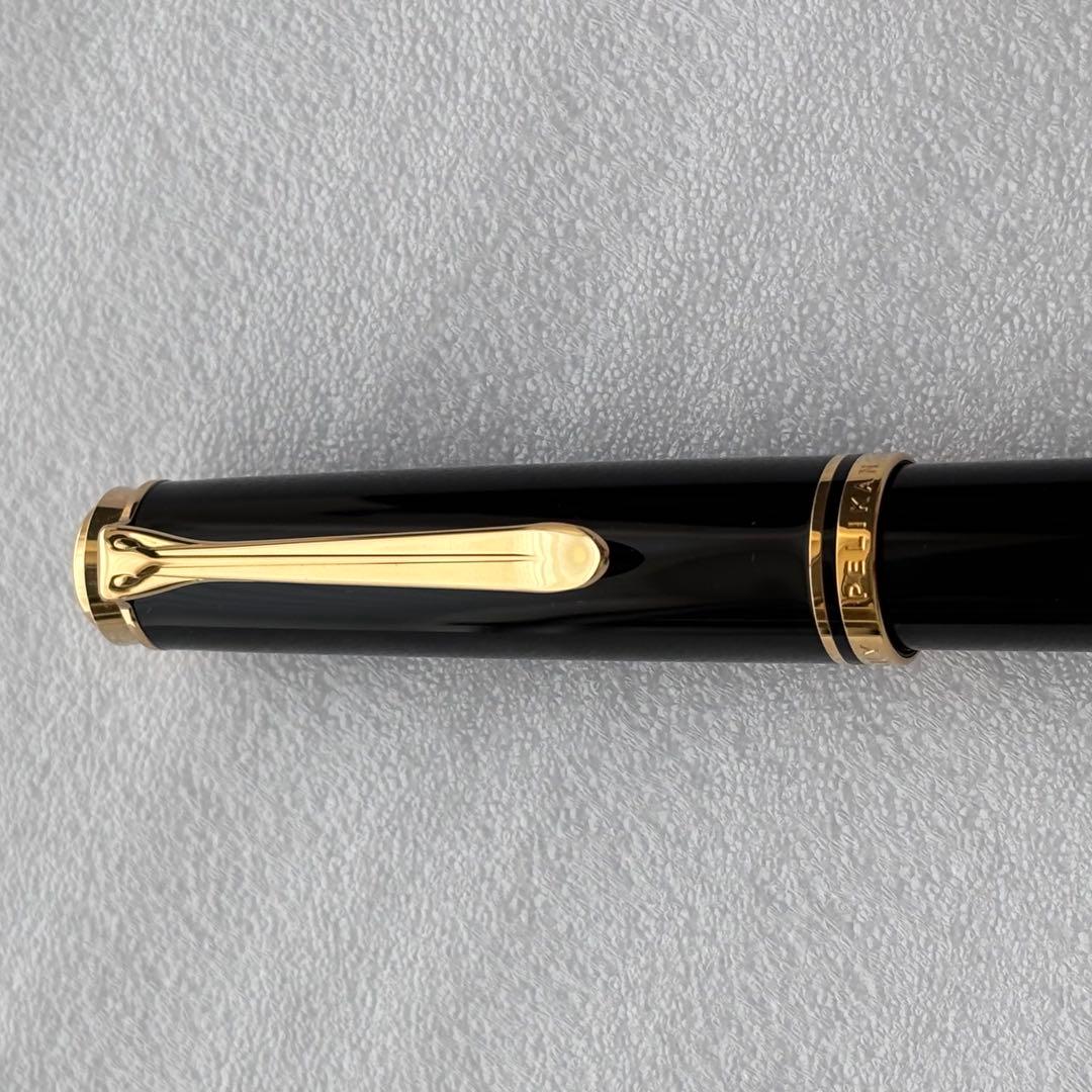ペリカン　スーべレーン　M400 F 細字　ブラック　箱付き　ゴールド