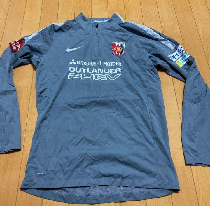 浦和レッズ支給品(上のみ)