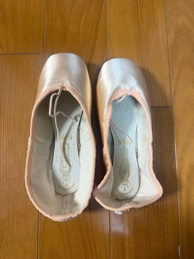 Freed of London トウシューズ　T 4 XX