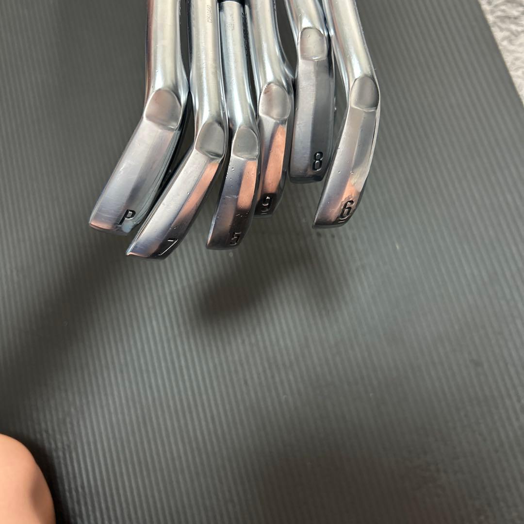 スリクソンZXi7 アイアン　6本DG ツアーイシュー