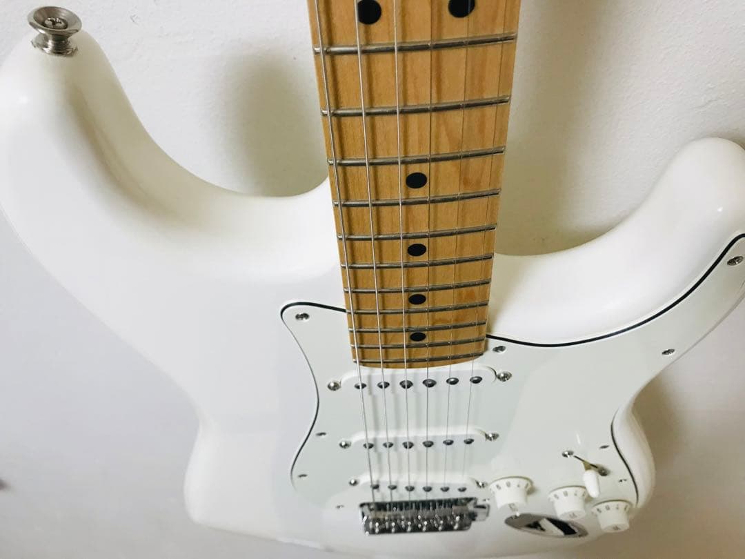 ギター Fender Player Stratocaster Polar White