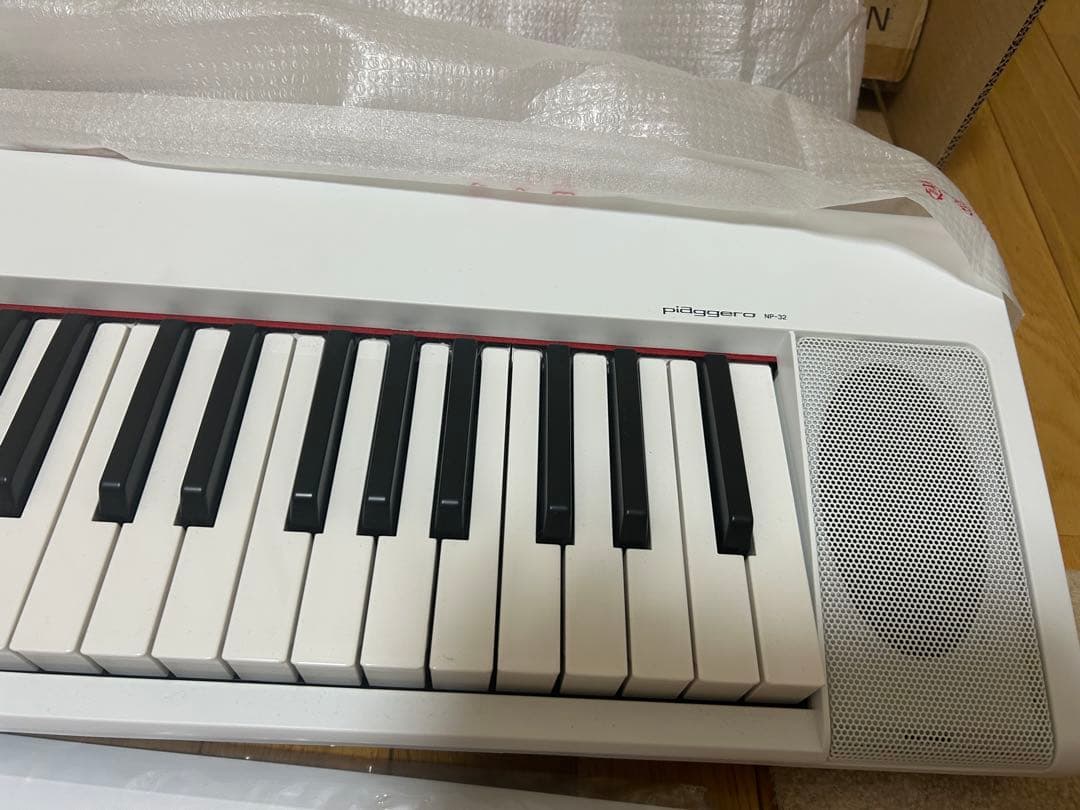 Yamaha NP-32 ホワイト 電子ピアノ