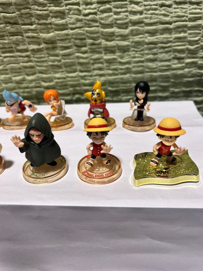 ⑦ ワンピースコレクション　10th ANNIVERSARY