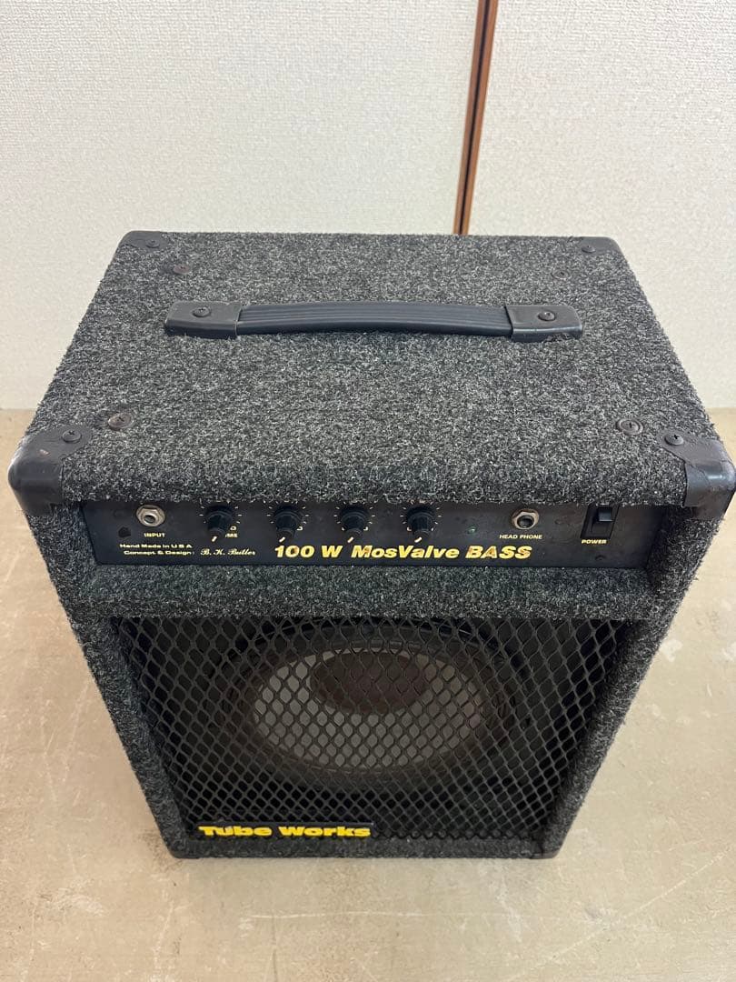 レア！Tube Works 100 W MosValve BASS ベースアンプ