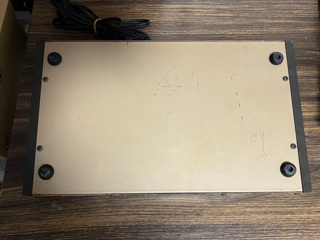 即発送 Maxon ue 303 B Multti-Effects