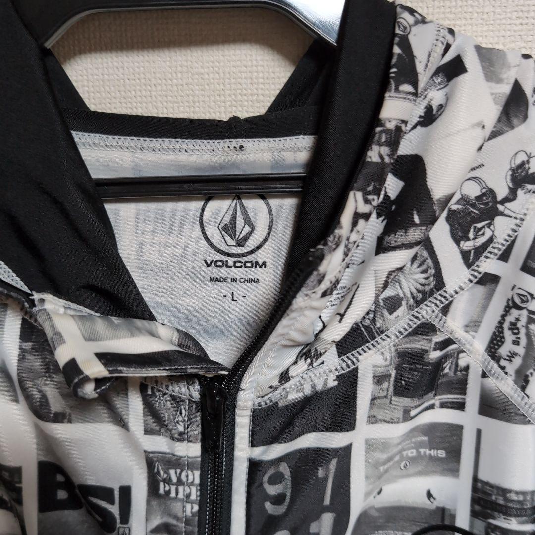 2点 VOLCOM コラージュプリント ジャケット パーカー