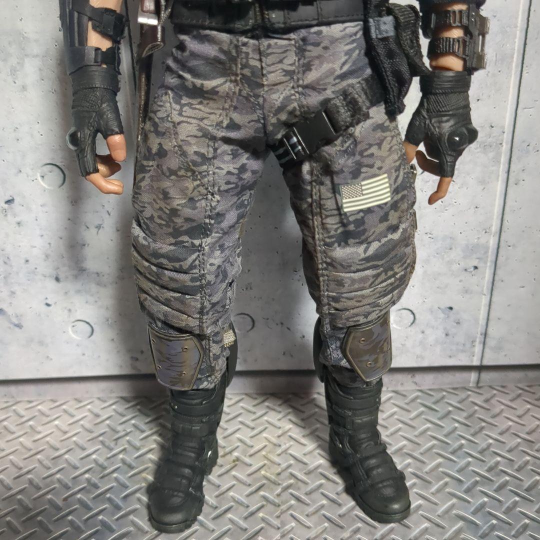 1/6 HOTTOYS アベンジャーズ ウィンター・ソルジャー CS76