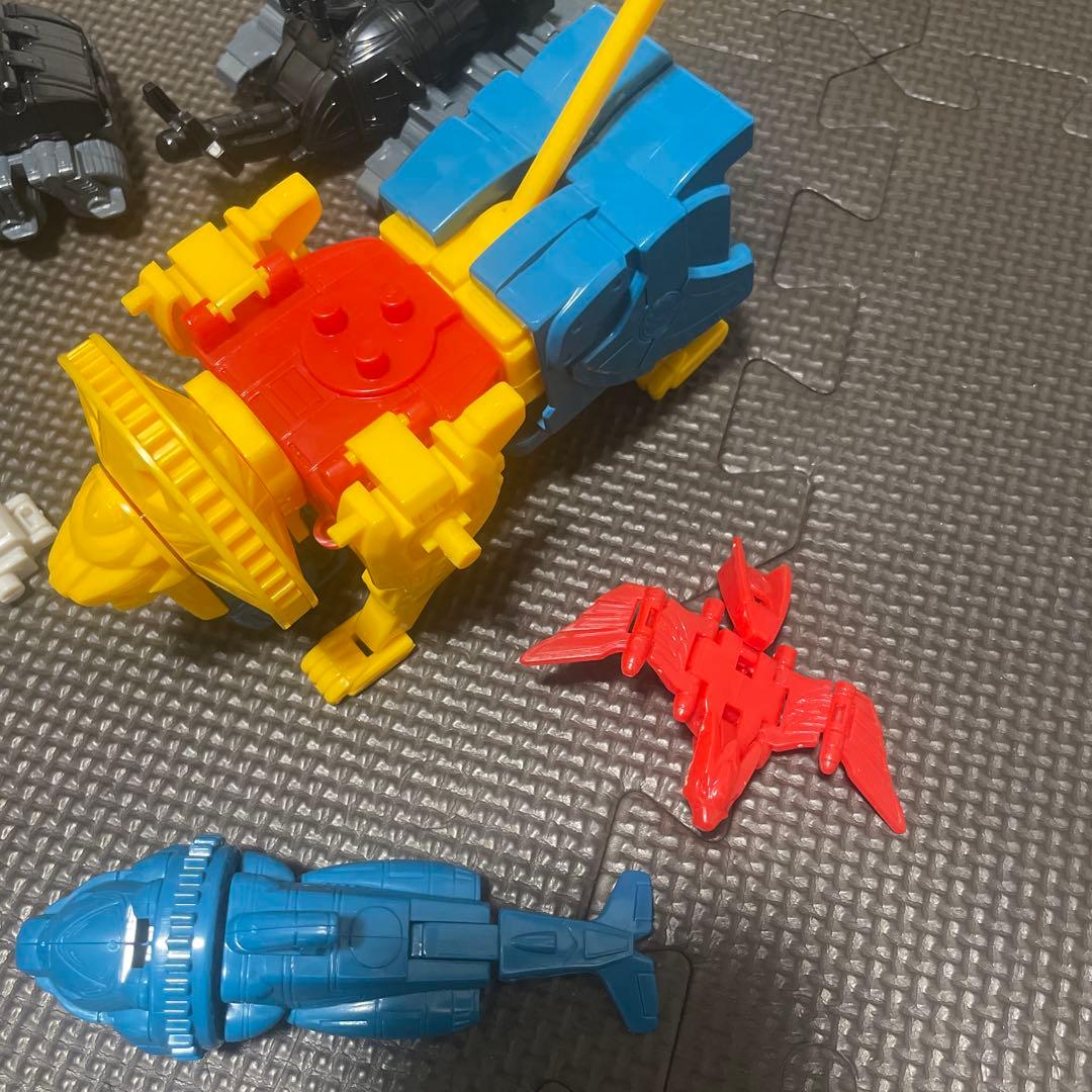 ミニプラ　ハリケンジャロボ