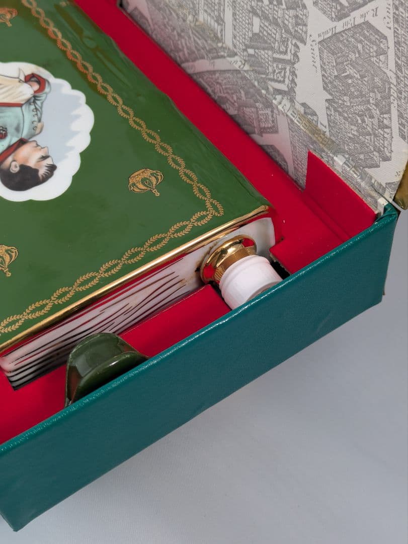 CAMUS カミュ ナポレオン ブック 陶器ボトル