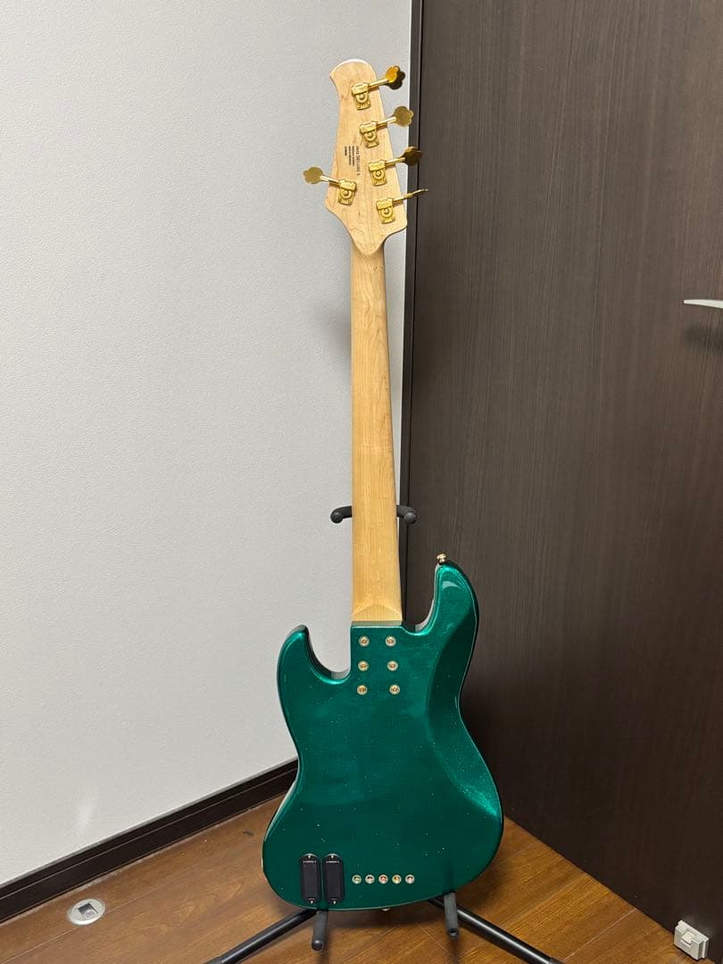 ベース Swing Guitars / Jazz Deluxe 5