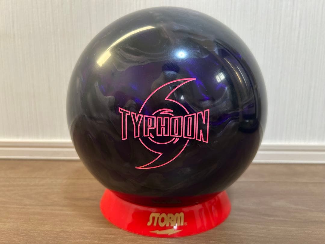 送料込み【新品】タイフーン　ストーム　15ポンド4オンス 1