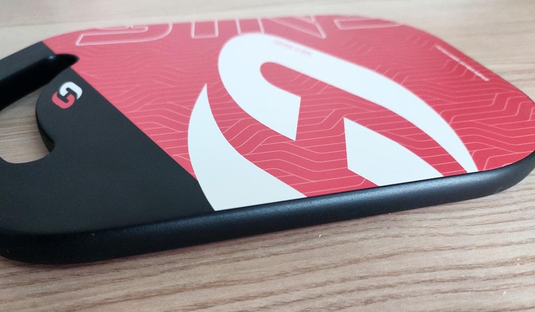 ピックルボール パドル SINSHAM カーボンファイバー エッジレス 赤い