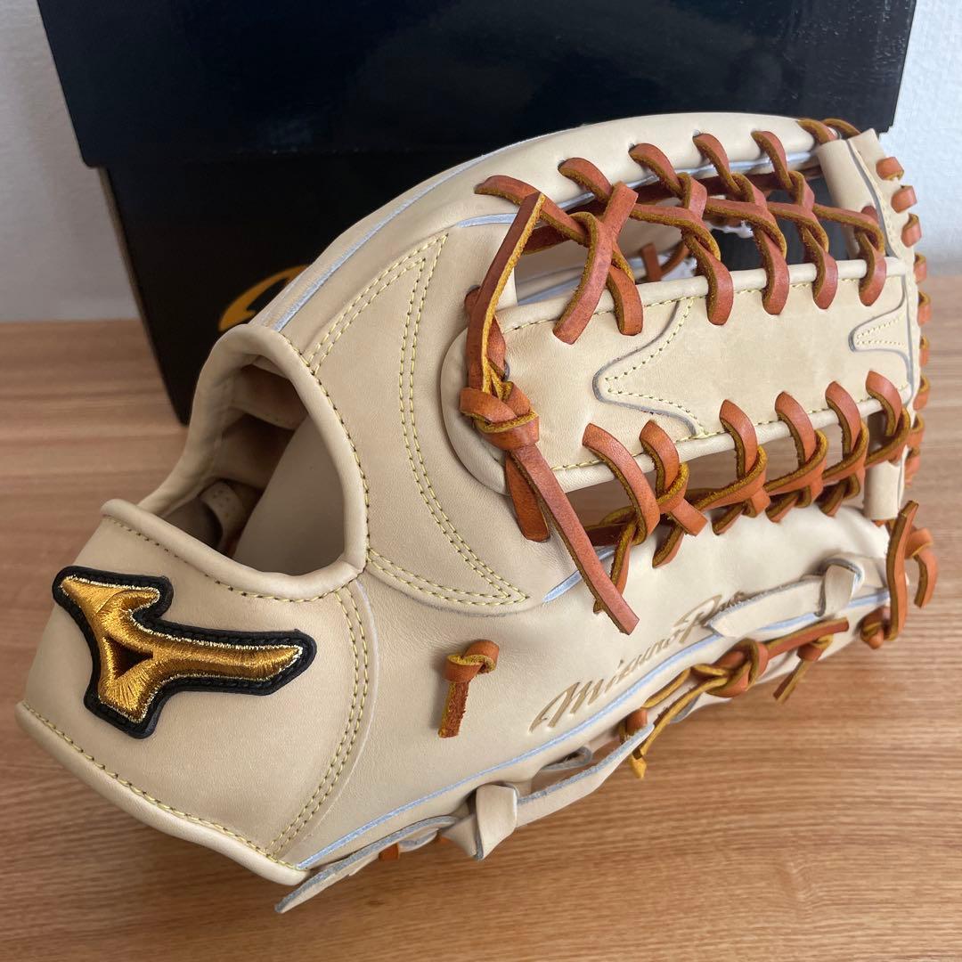高*秋様 ミズノプロ　硬式用　外野　グローブ　グラブ　定価69,300円　高校野