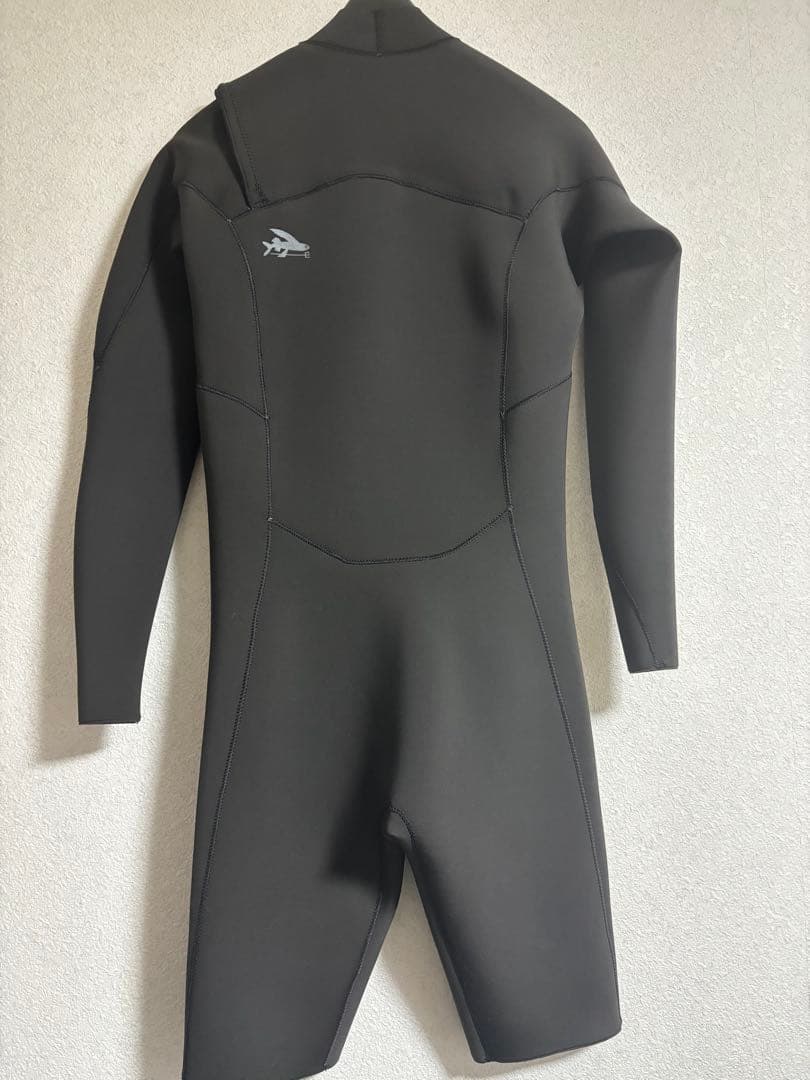 新品未使用　パタゴニア　ウエットスーツ　L