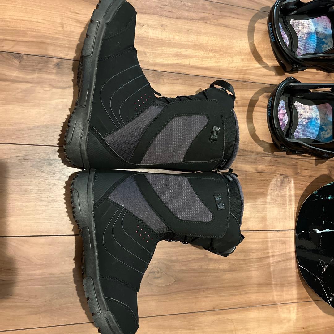 値下げしました　美品　salomon pearl サロモンスノボブーツレディース