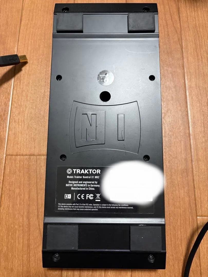 おまけ付き TRAKTOR KONTROL X1 MK2