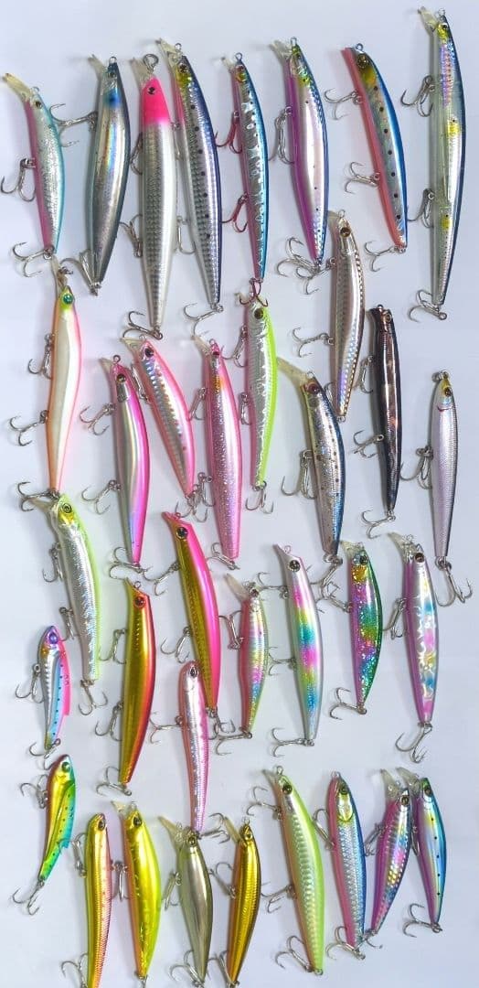 人気ブランド シーバス 青物 ヒラメ用ソルトルアーまとめ売り合計35点